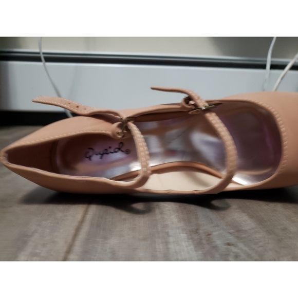 Penelope-04 Nude Suede Platform Heels - Picture 6 of 10